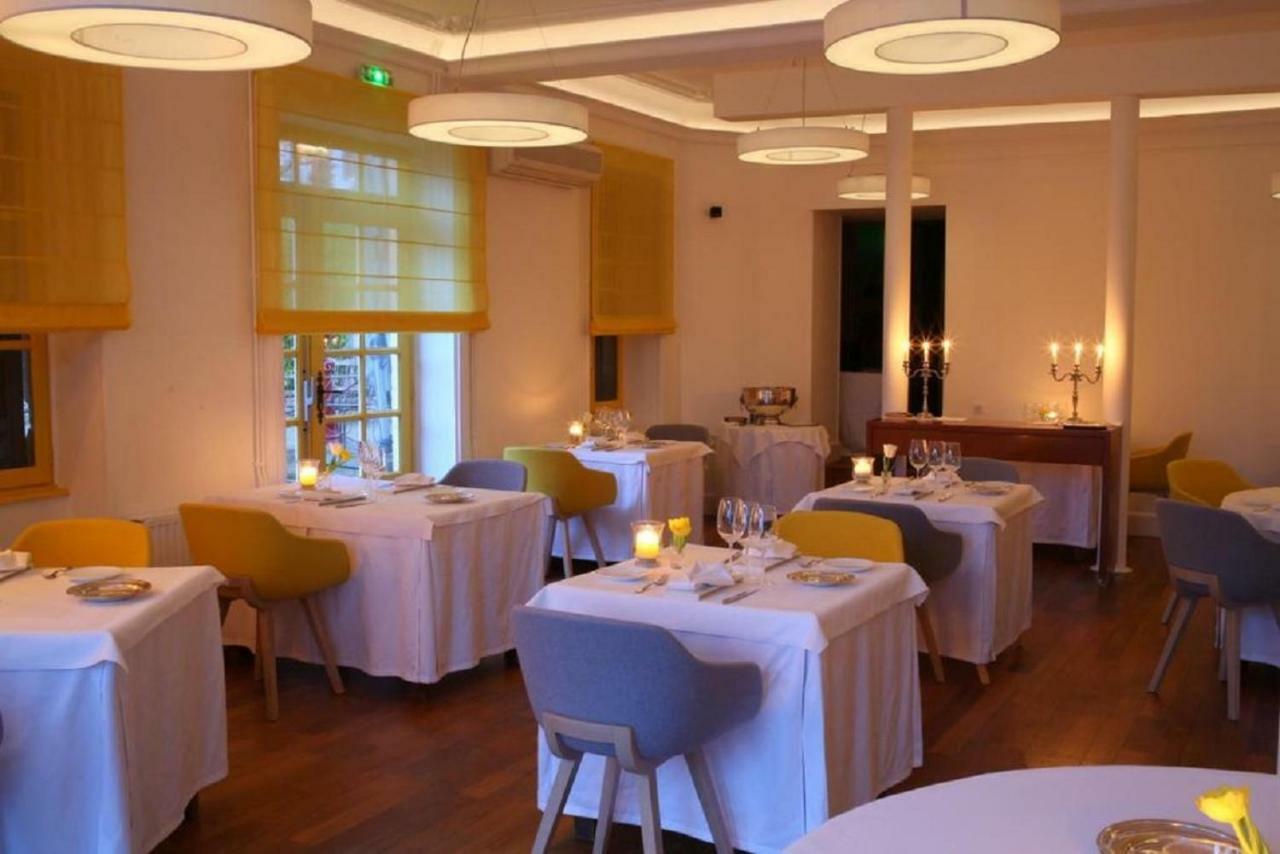 Hotel Spa Frederic Carrion Et Sa Table Gastronomique Viré Exterior foto